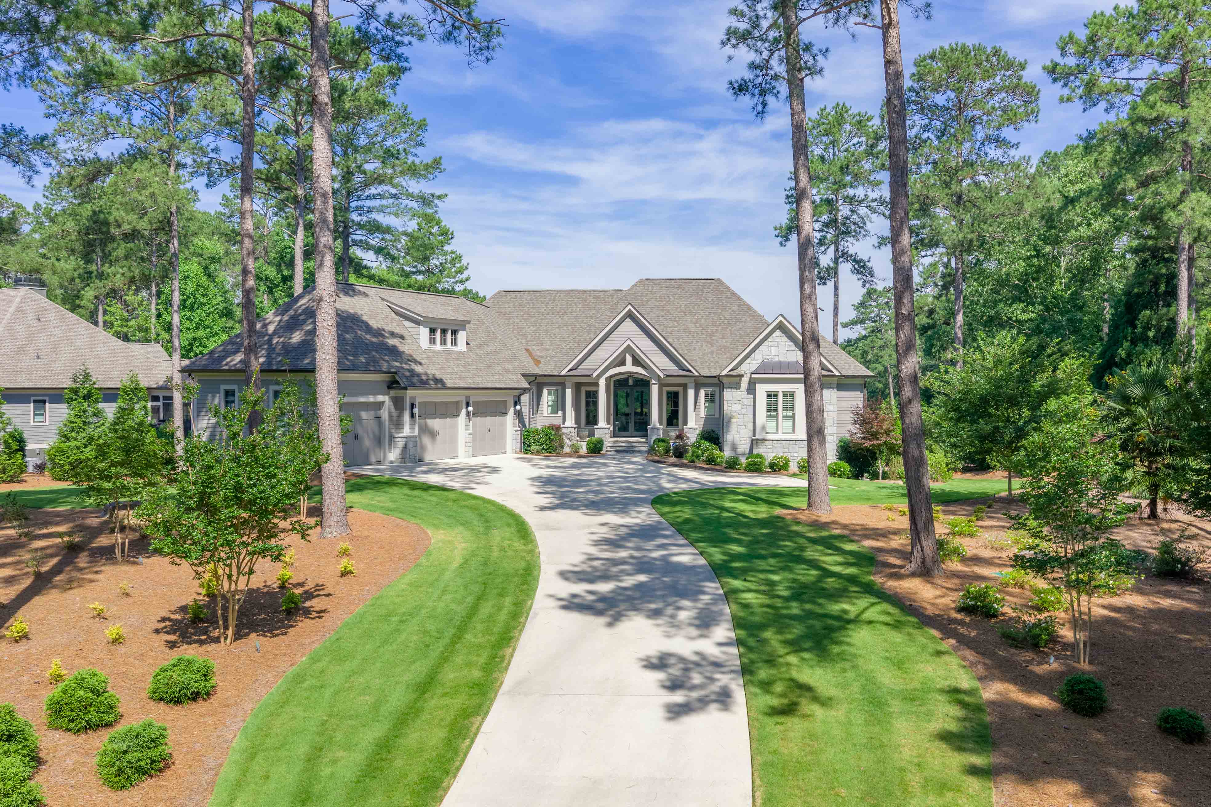 2661 Parrott's Pointe Road image 1